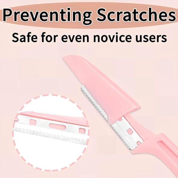 Eyebrow razor folded and placed in a small pouch
