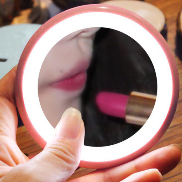 Mini LED mirror for clear visibility and effortless grooming